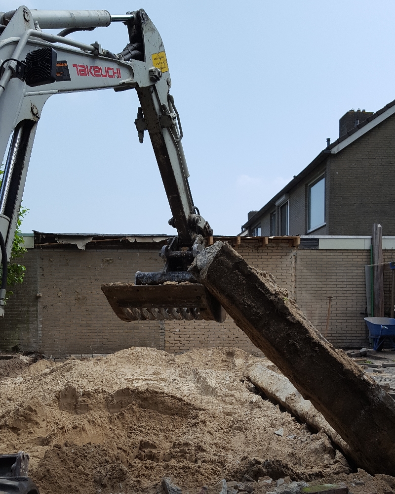 Sloopwerk mandersminigraververhuur